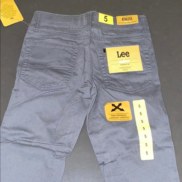 New boys Lee’s extreme comfort straight fit jeans. - Picture 6 of 16
